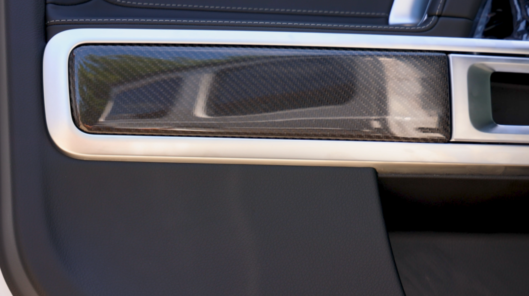 지바겐 전기차 카본 트림