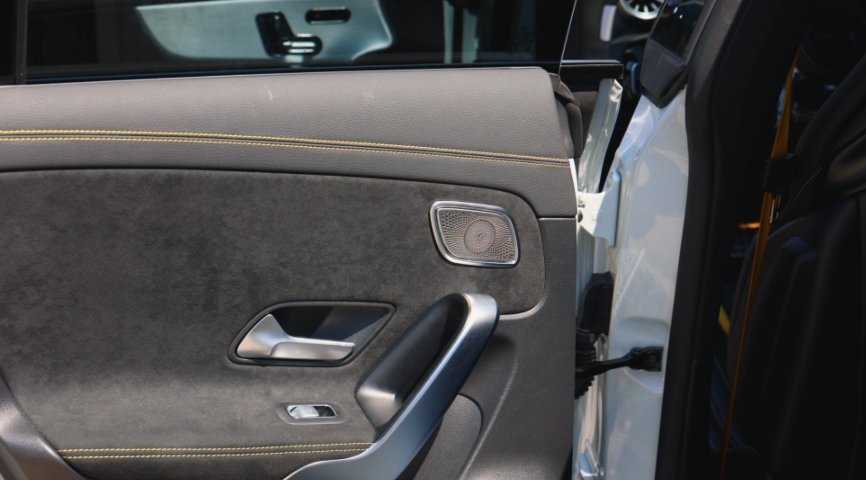 CLA45 AMG 뒤 도어 트위터 부메스터 스피커 커버