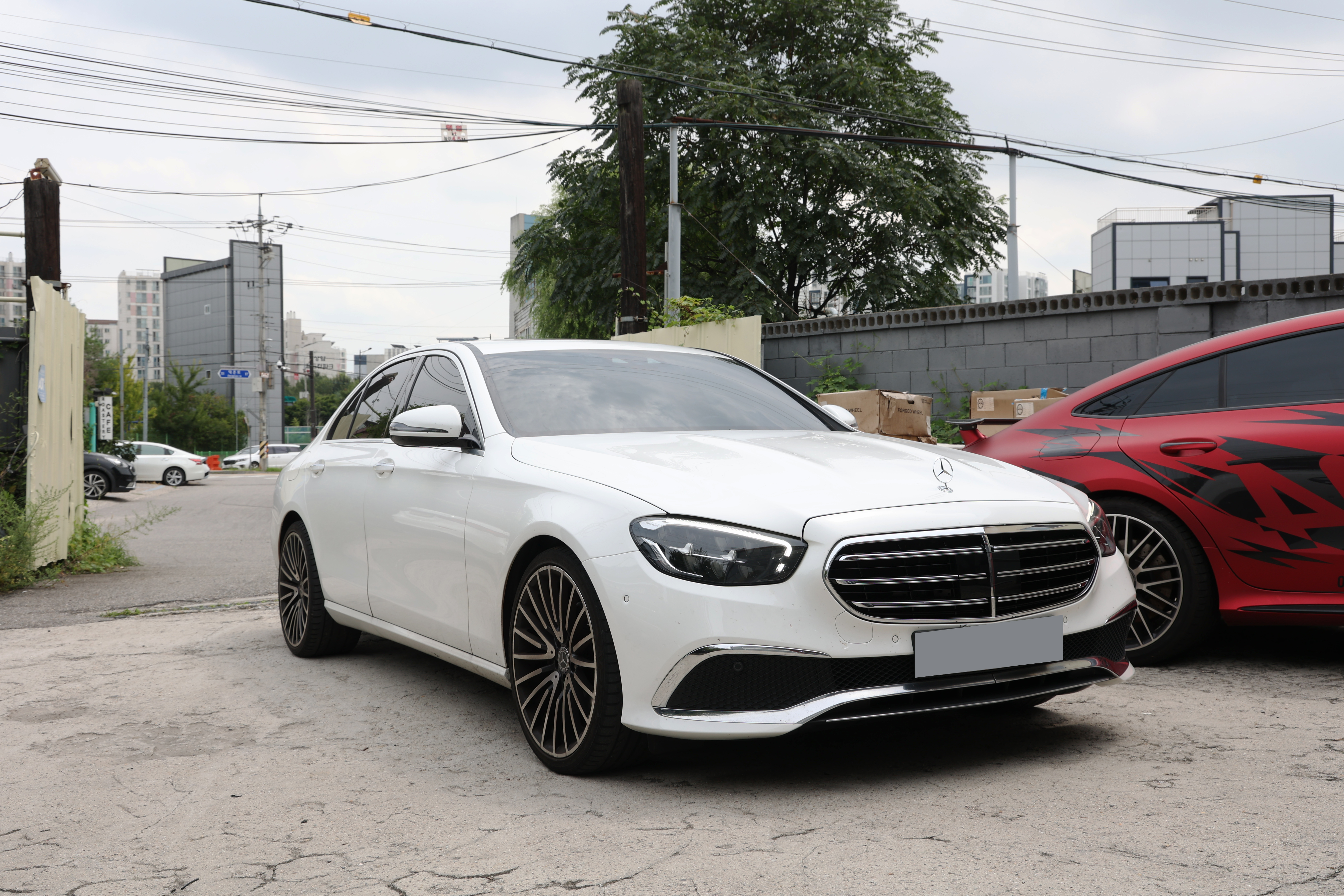 W213 익스클루시브 전면