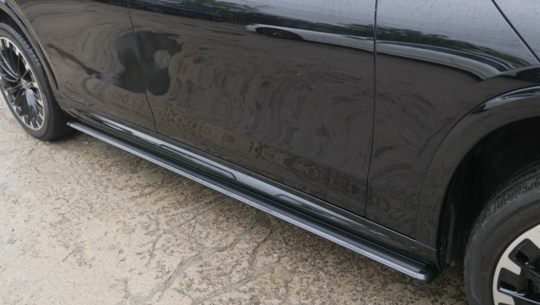EQS SUV 사이드 스커트