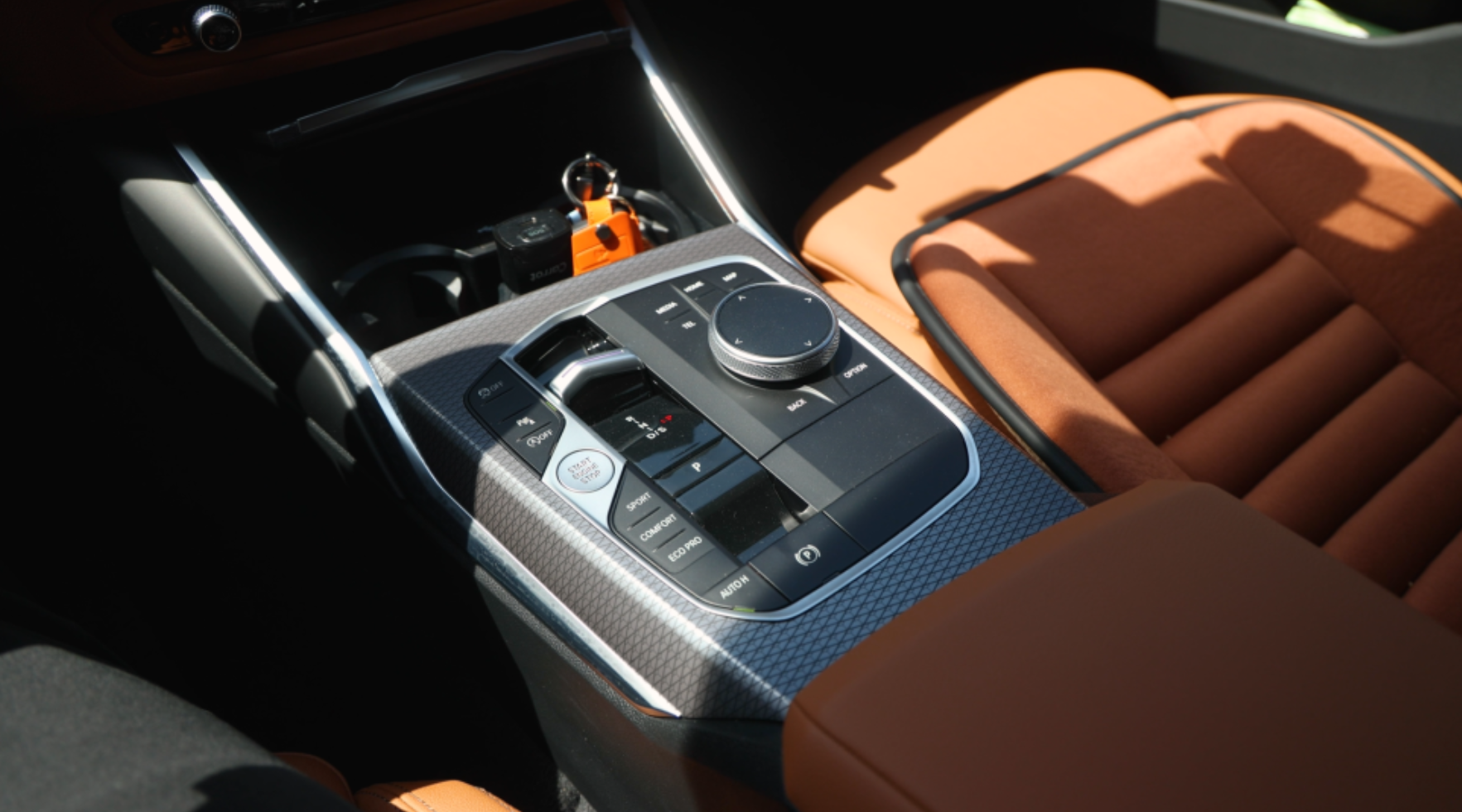BMW 어라운드뷰 버튼 위치