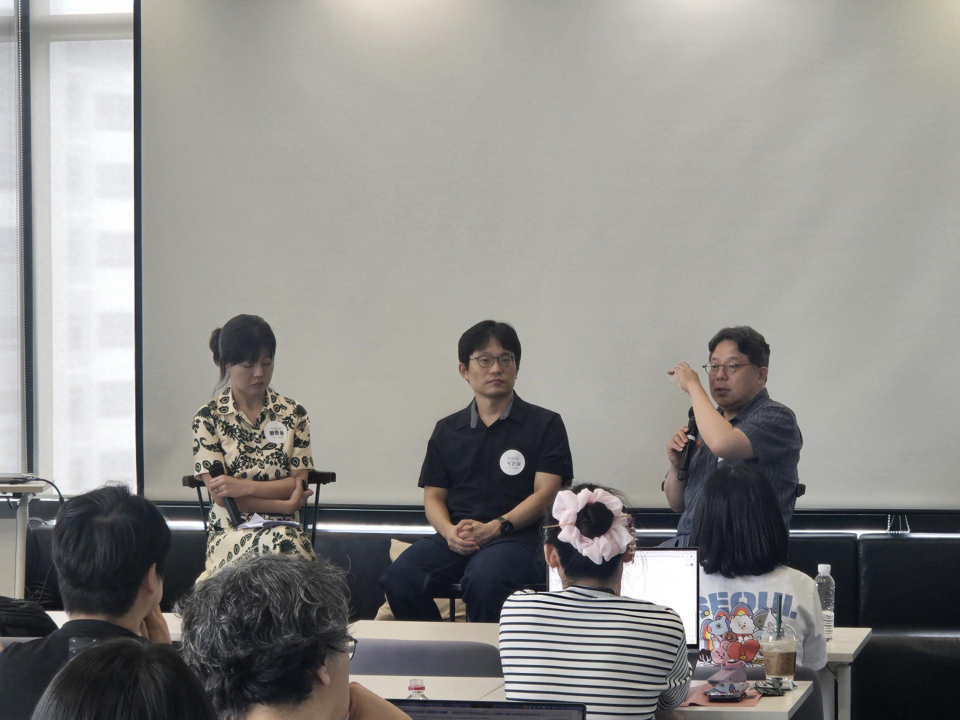ae5fb57e40158.jpg