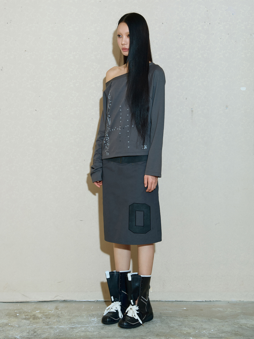 블레이저 모델 착용 이미지-S1L3