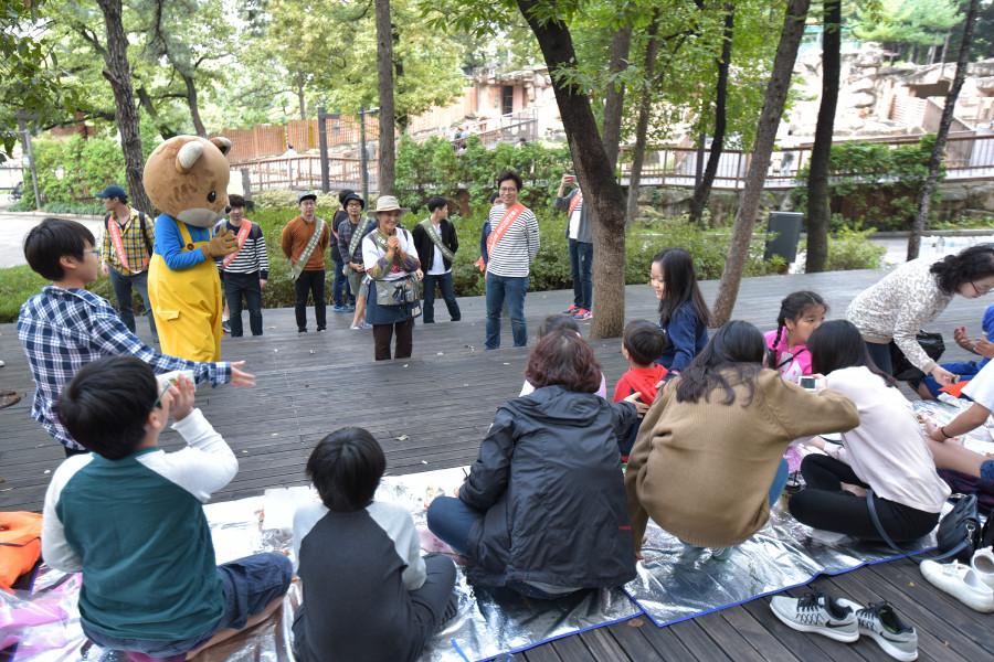 %ed%81%ac%ea%b8%b0%eb%b3%80%ed%99%98_161008_friendschildcampaign_041