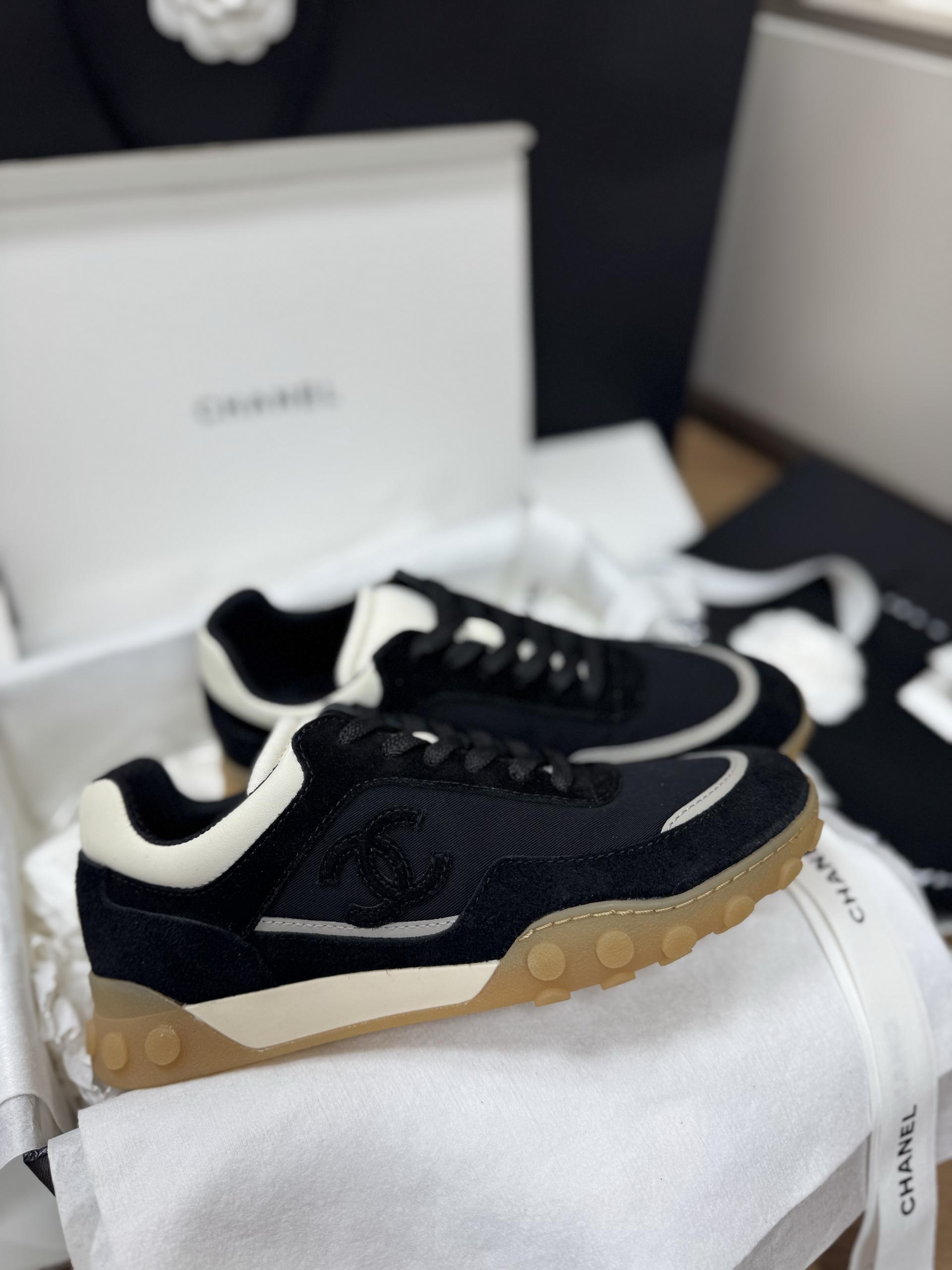 샤넬 26S CC로고 스웨이드