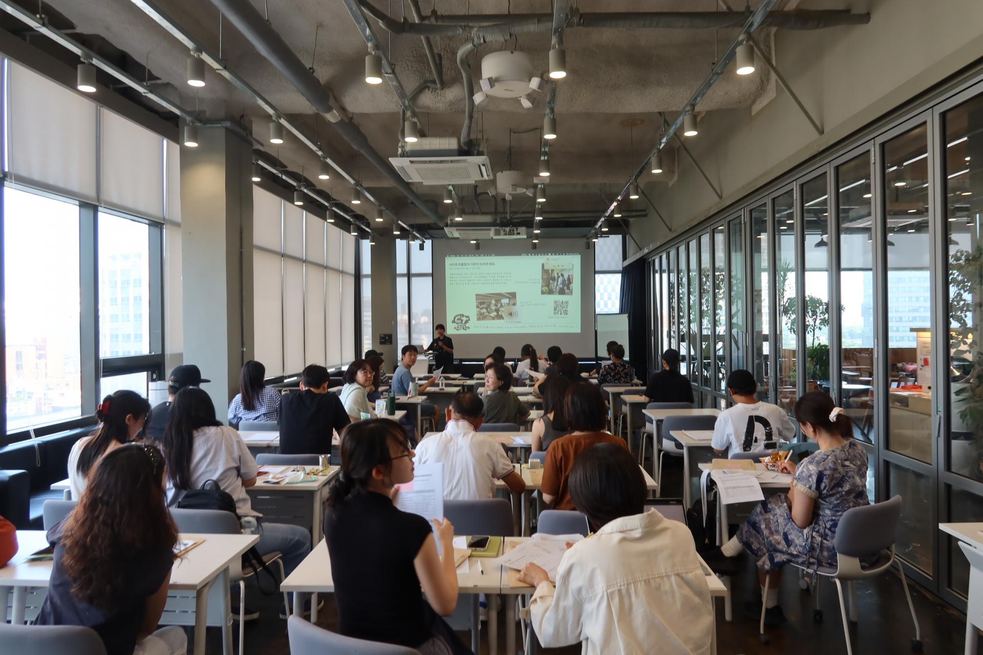 4813a9cbd56cc.jpg