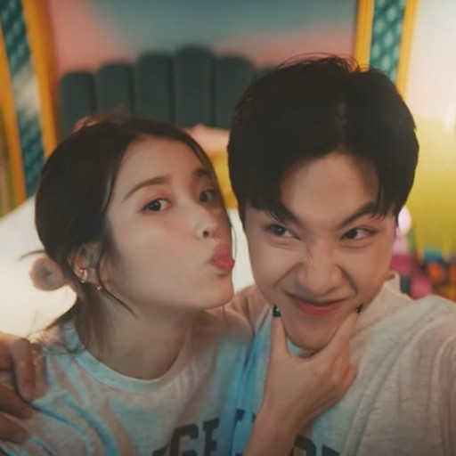 음악이야기 EP.4 아이유의 ‘strawberry moon’ 홍과옥조