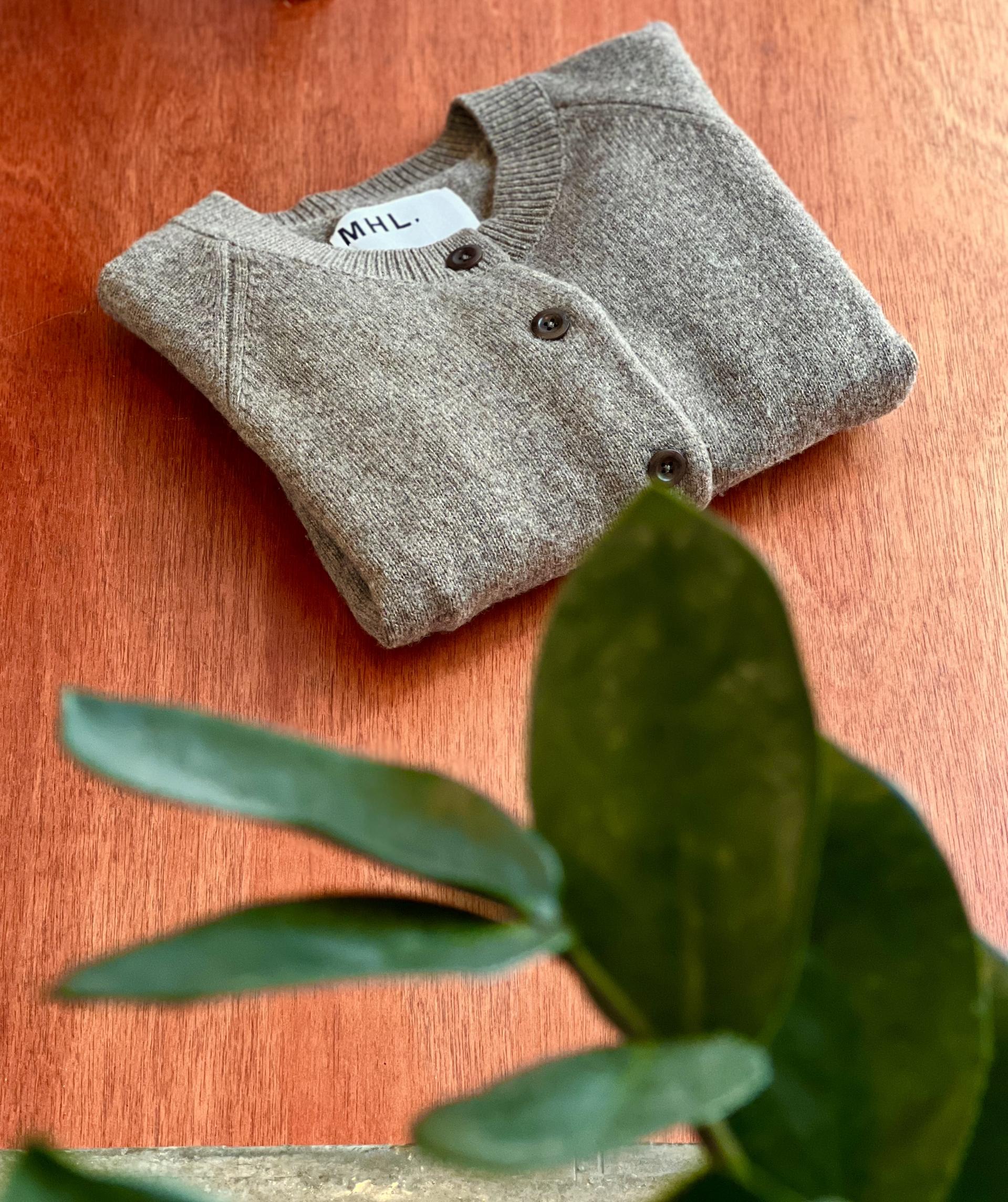 MHL. Pure wool Cardigan : 커넥티드도어 connected door