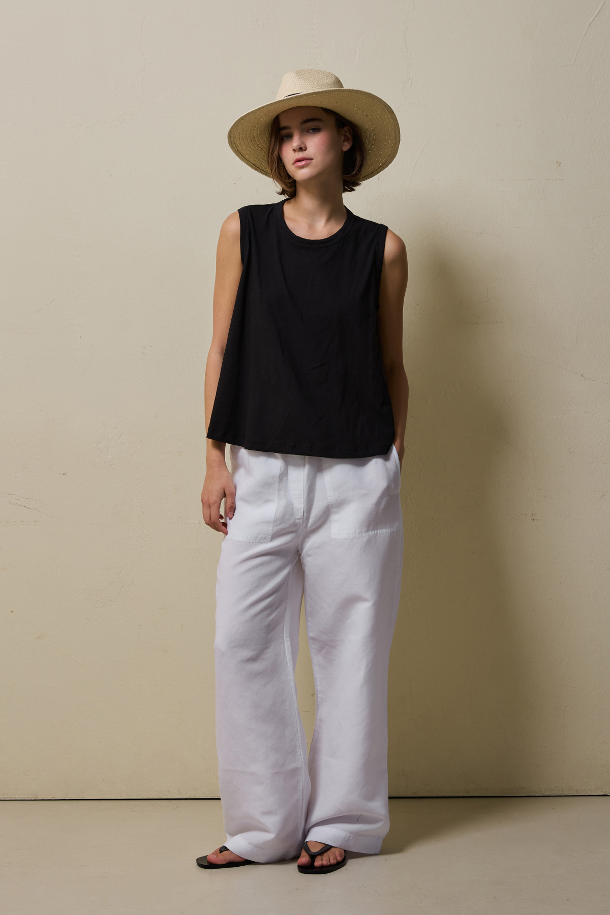 Cotton A-line Sleeveless Top _ Black