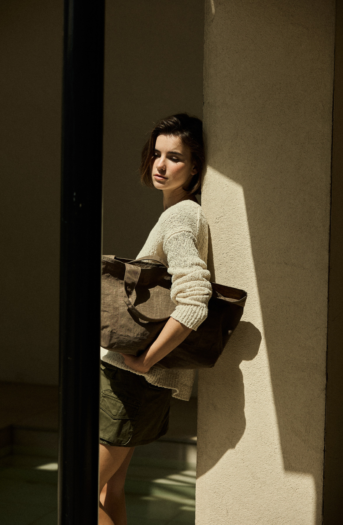 Lightweight Daily Tote Bag _ Deep Bronze Brown