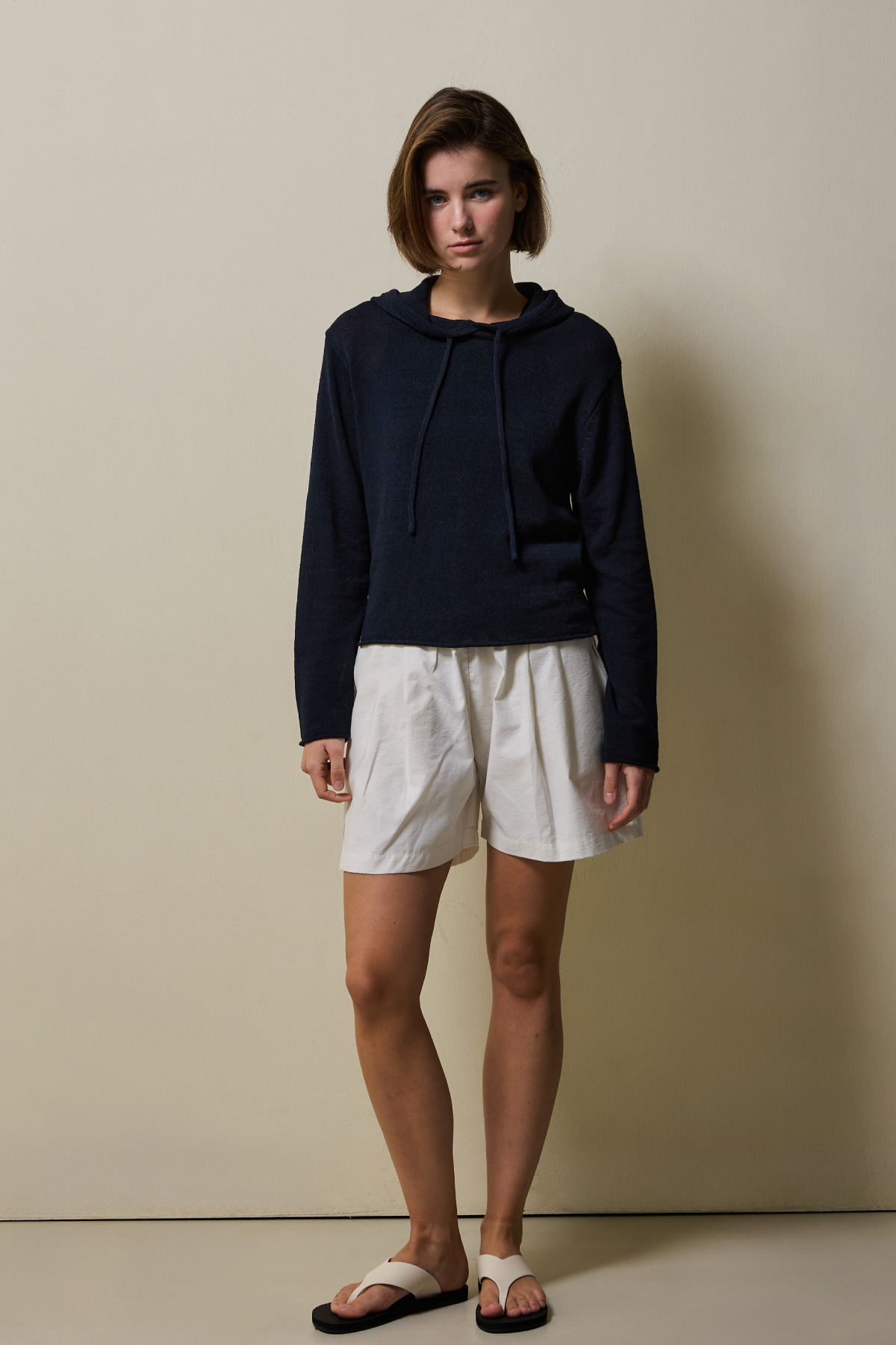 Airy Linen Blend Slim Knit Hoodie _ Deep Navy