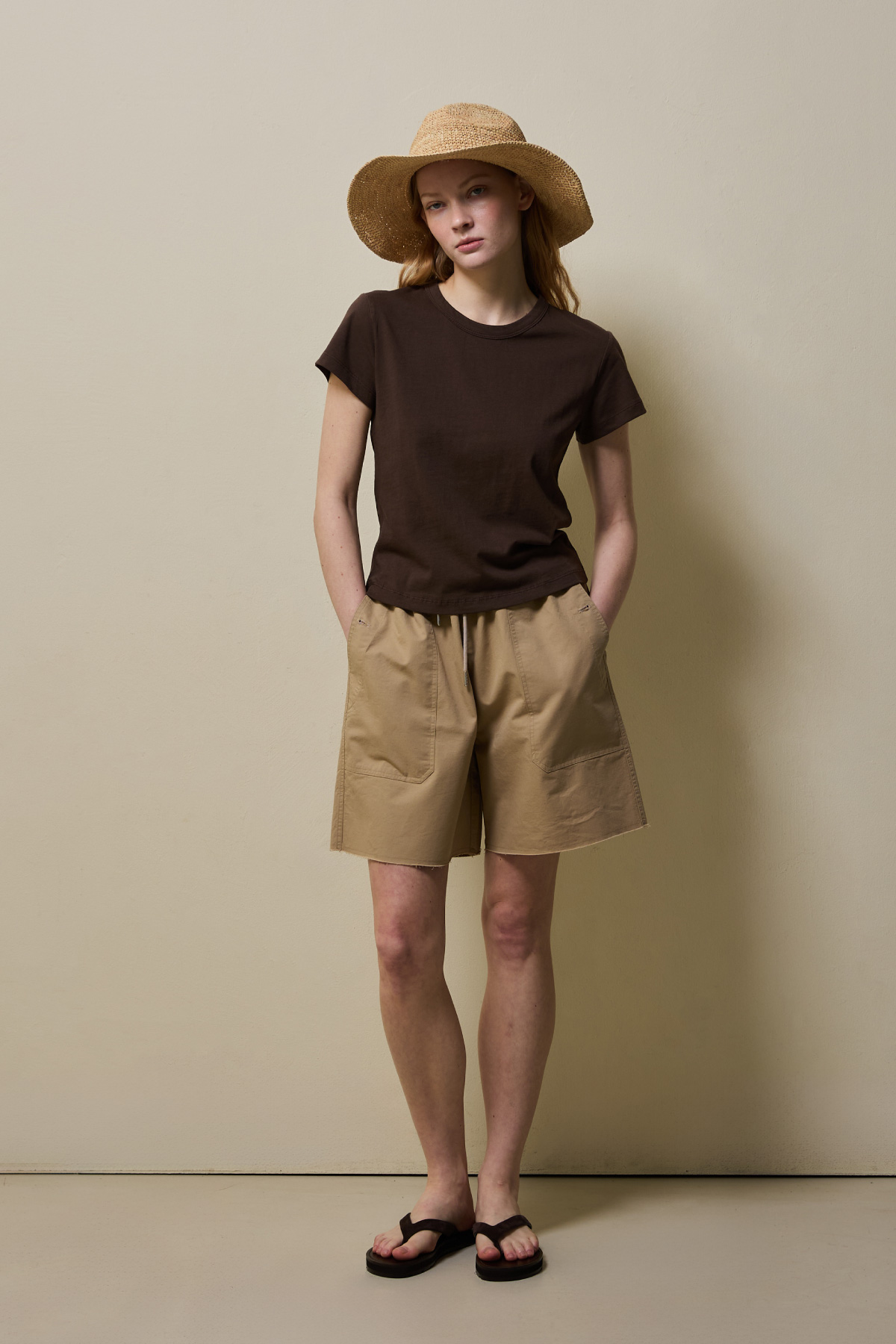 Cotton Basic Slim T-Shirt _ Soft Brown