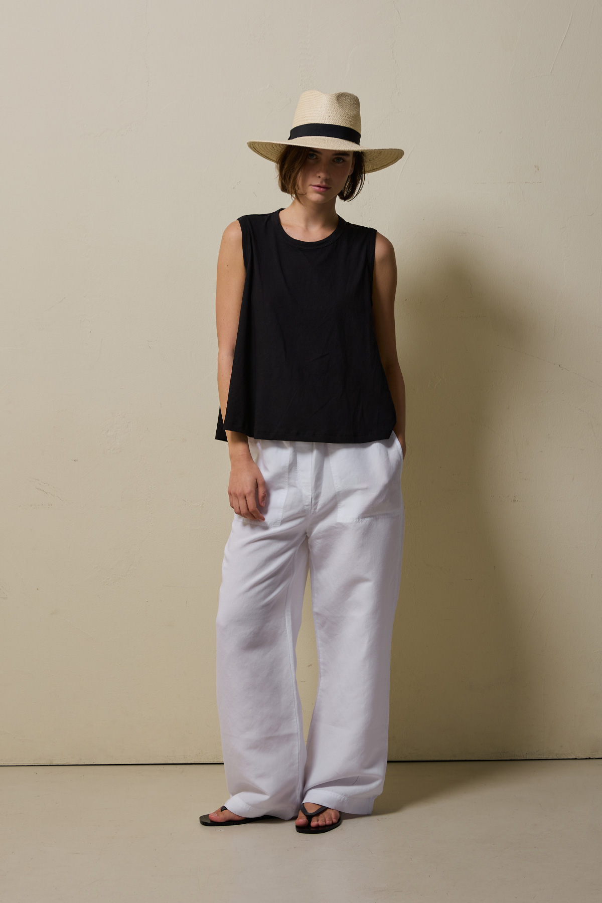 Cotton A-line Sleeveless Top _ Black