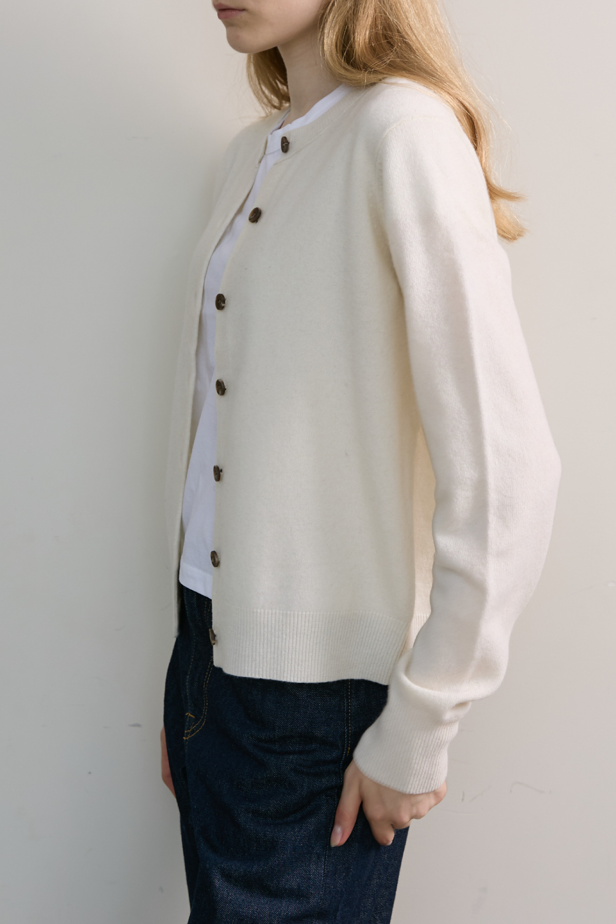 100%Merino Wool Basic Cardigan_Ivory100%메리노 울 베이직 가디건_아이보리