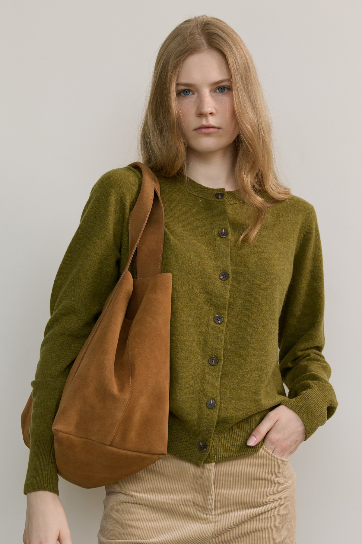 100% Merino Wool Basic Cardigan_Olive100% 메리노 울 베이직 가디건_올리브