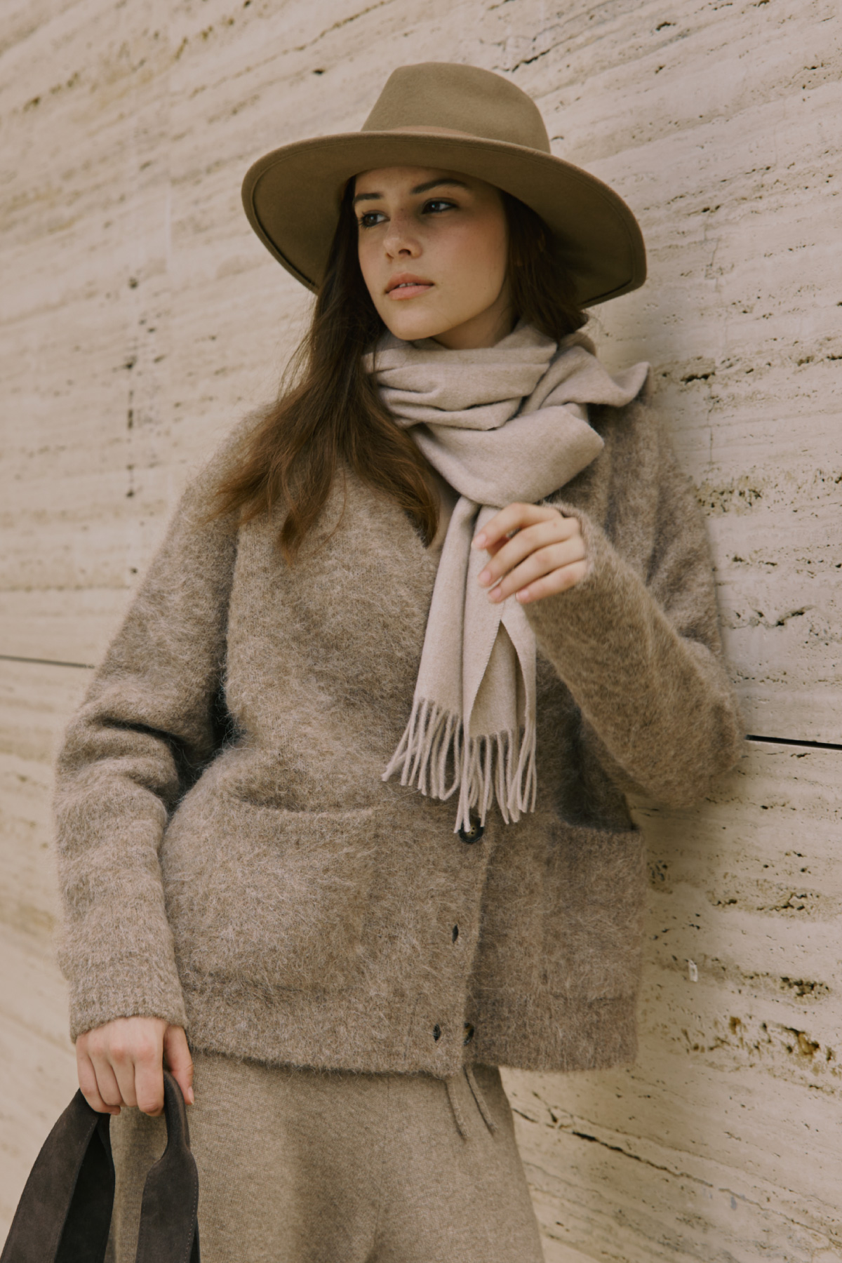 78% Alpaca Hairy Cardigan_Beige 78% 알파카 헤어리 가디건_베이지