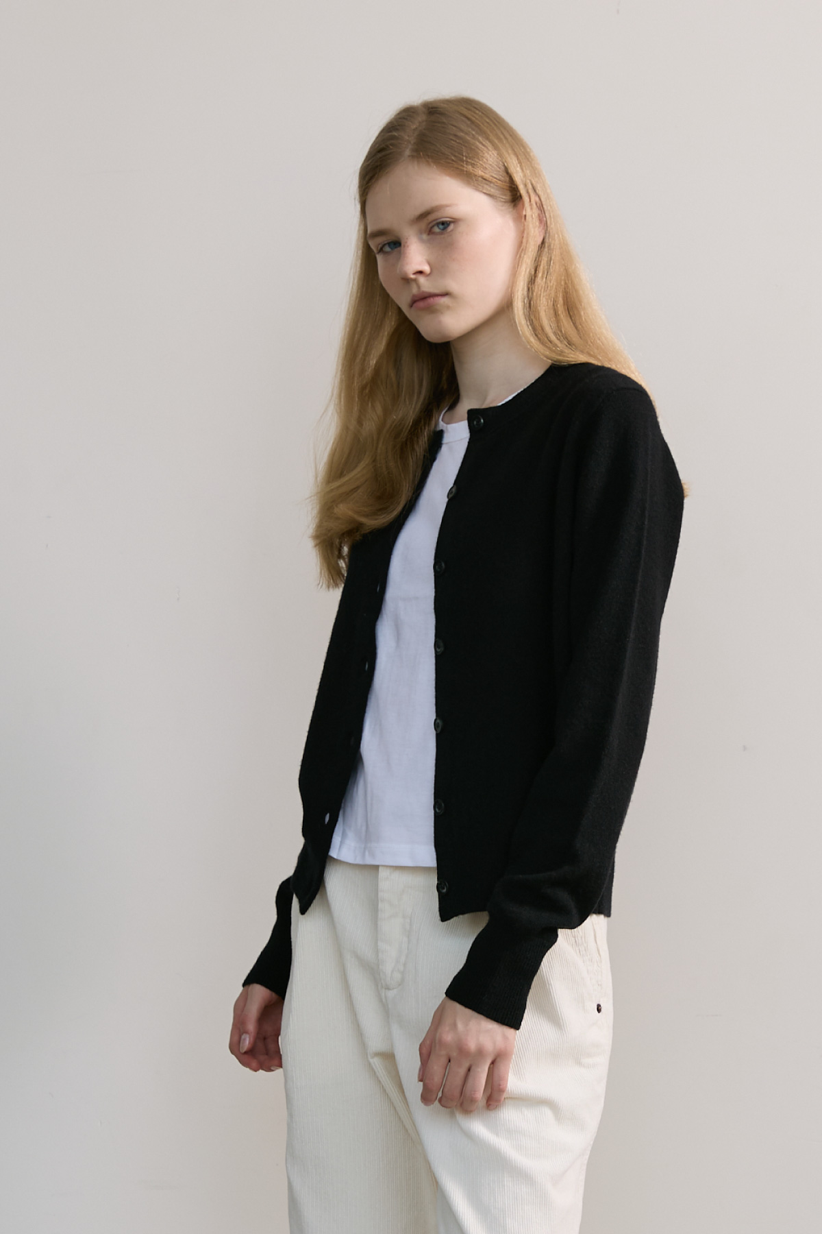 100%Merino Wool Basic Cardigan_Black100%메리노 울 베이직 가디건_블랙