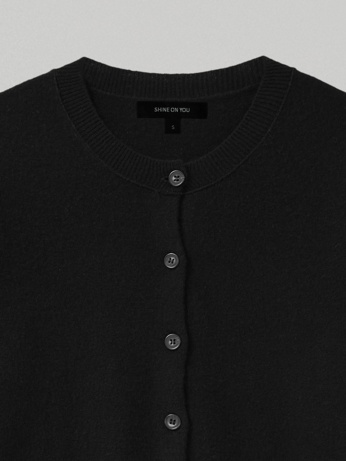 100%Merino Wool Basic Cardigan_Black100%메리노 울 베이직 가디건_블랙