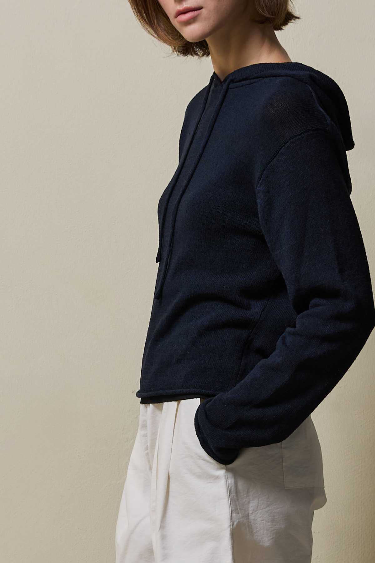 Airy Linen Blend Slim Knit Hoodie _ Deep Navy