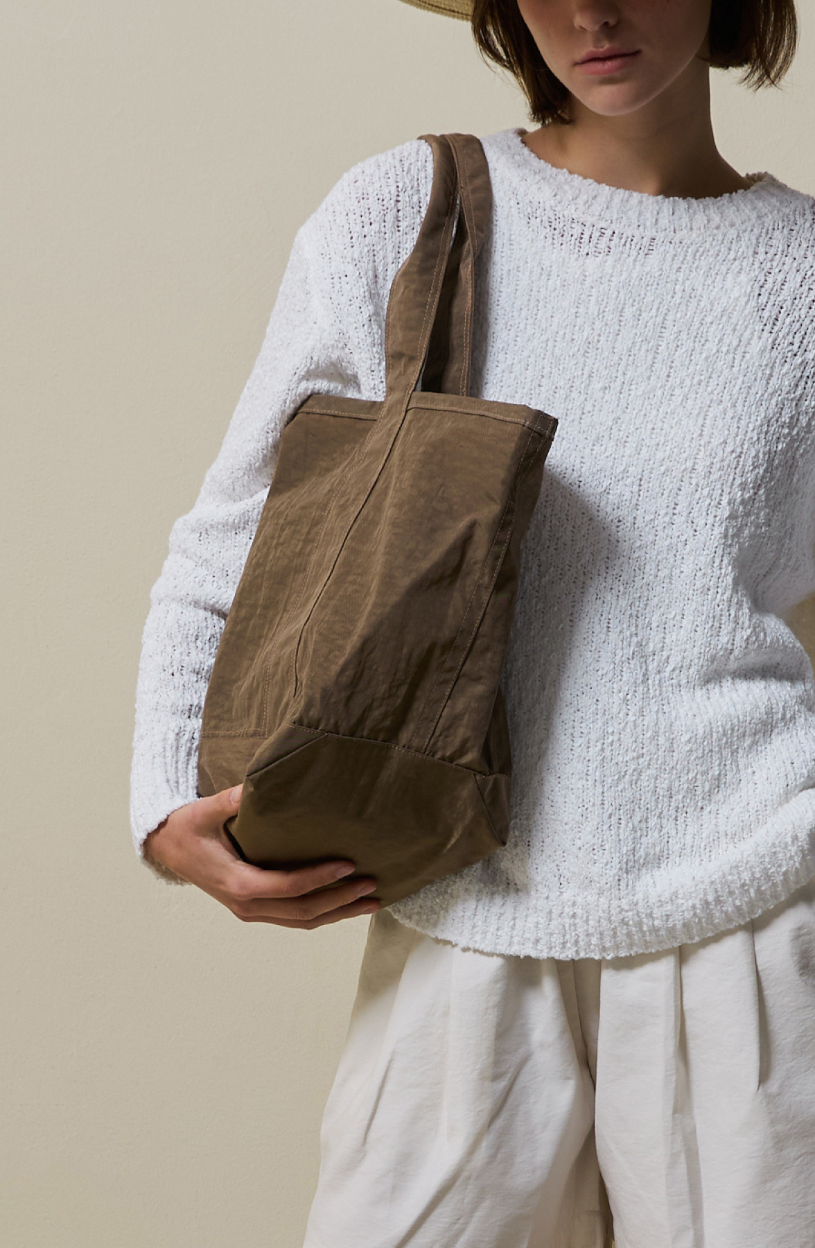 Lightweight Daily Tote Bag _ Deep Bronze Brown