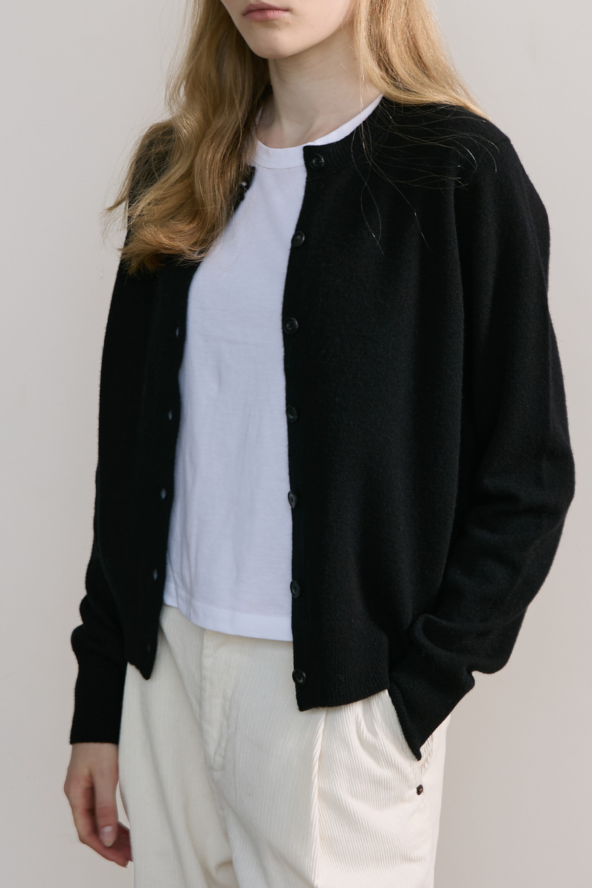 100%Merino Wool Basic Cardigan_Black100%메리노 울 베이직 가디건_블랙