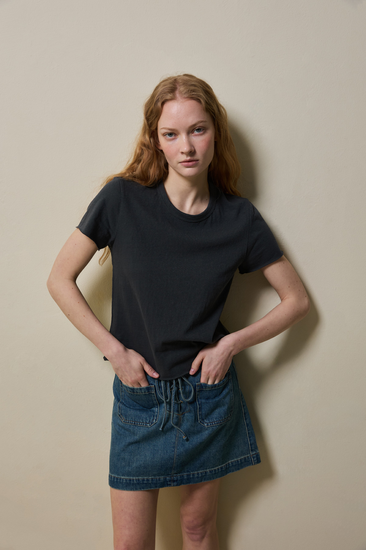 Cotton Jersey Rolled Edge T-Shirt _ Deep Charcoal
