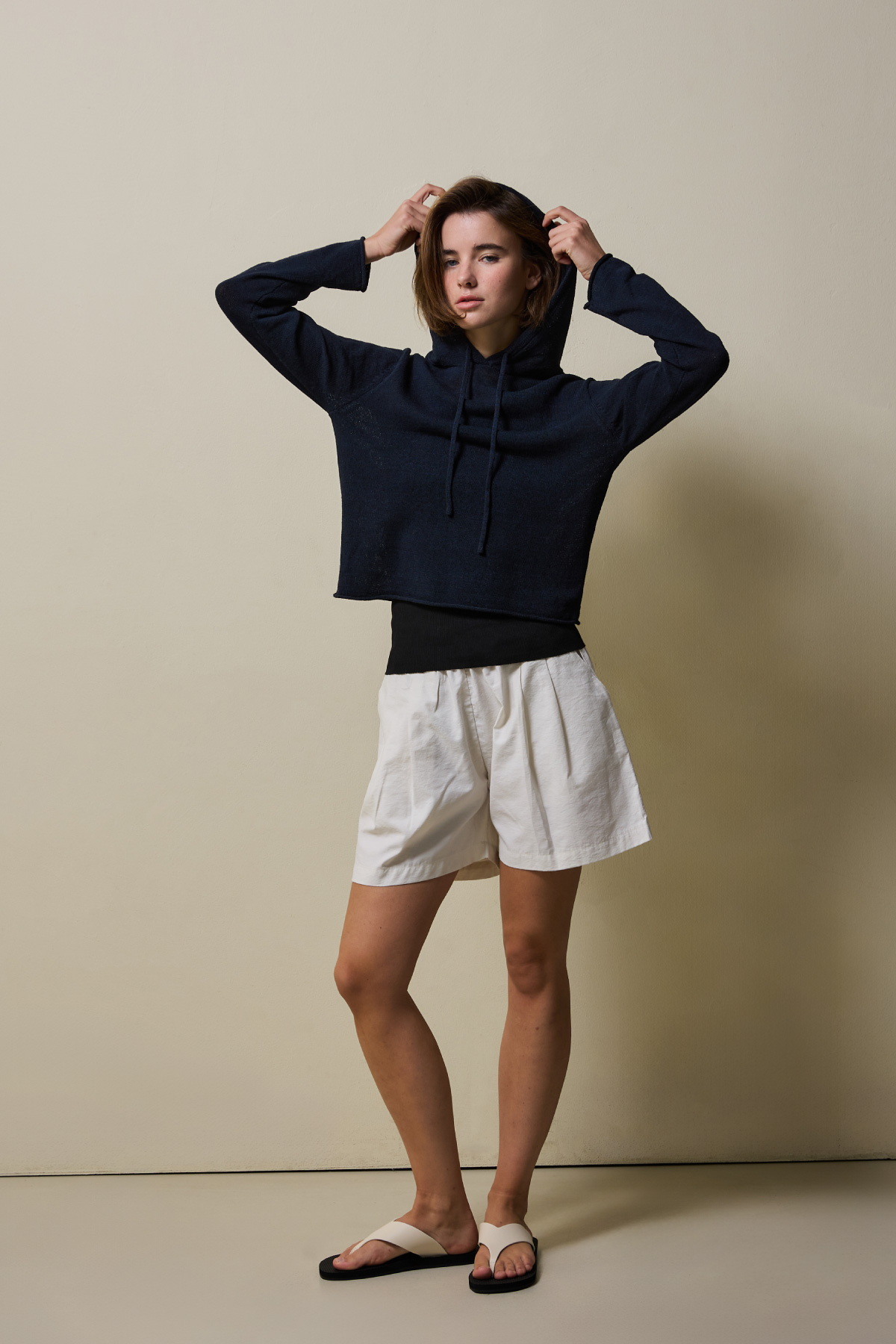Airy Linen Blend Slim Knit Hoodie _ Deep Navy