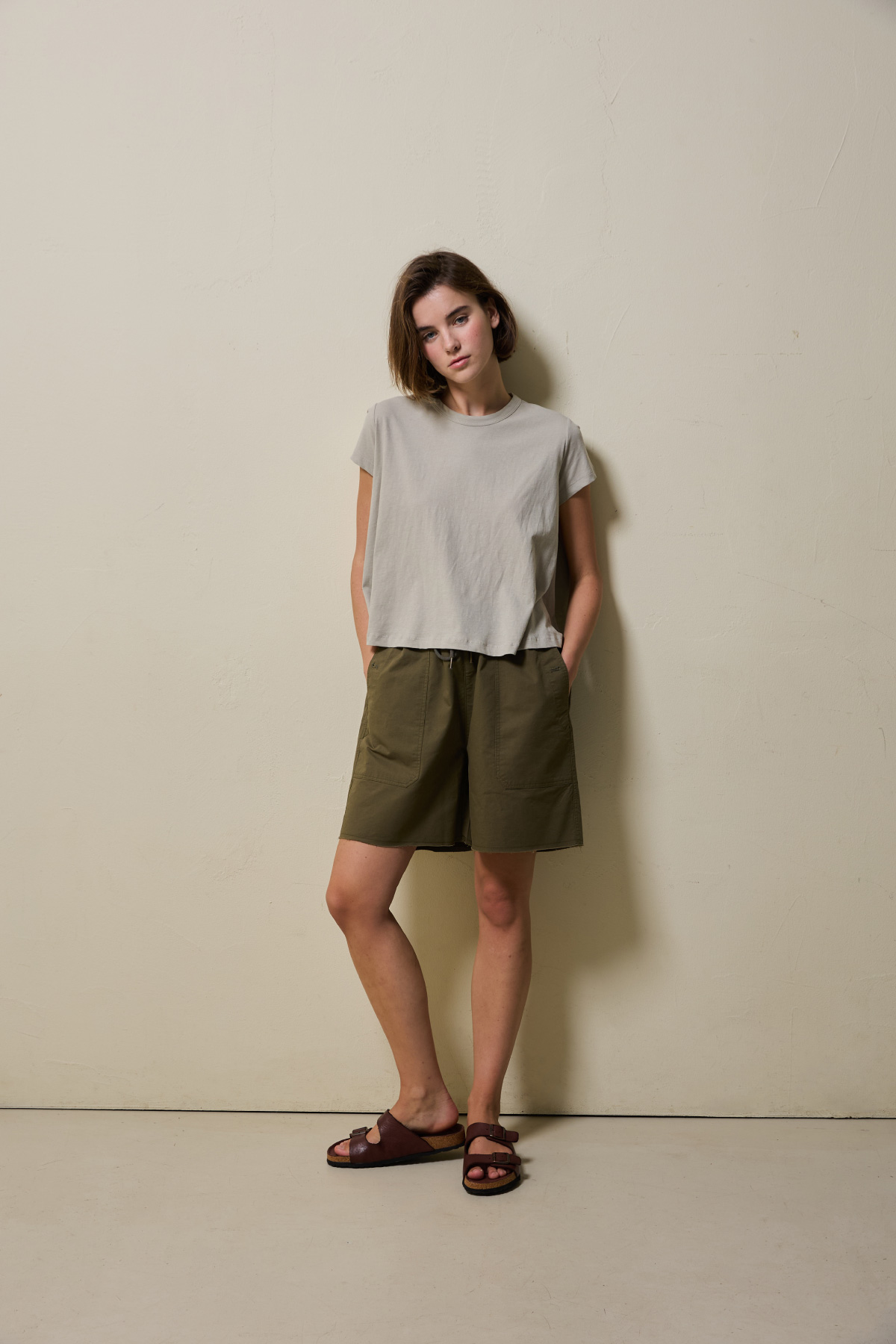 Cotton Utility Banding Half Pants _ Deep Olive