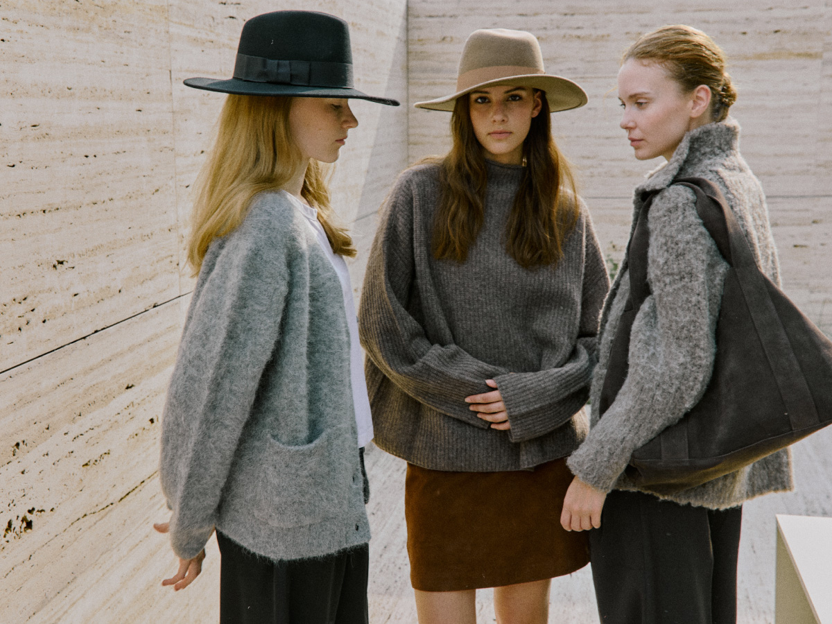 78% Alpaca Hairy Cardigan_Grey 78% 알파카 헤어리 가디건_그레이