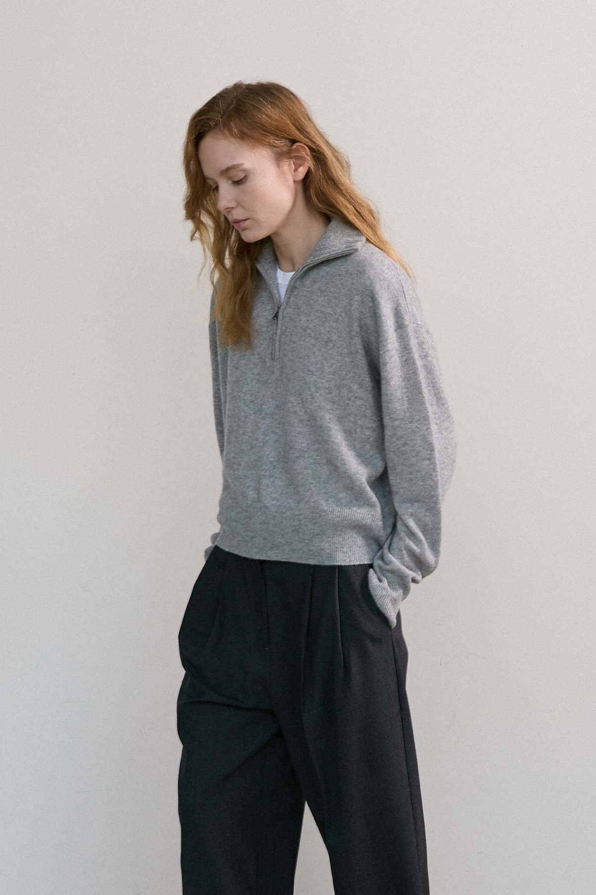 100%Premium Cashmere Half-Zip Turtleneck Knit_Grey 100% 프리미엄 캐시미어 반집업 터틀넥 니트_그레이