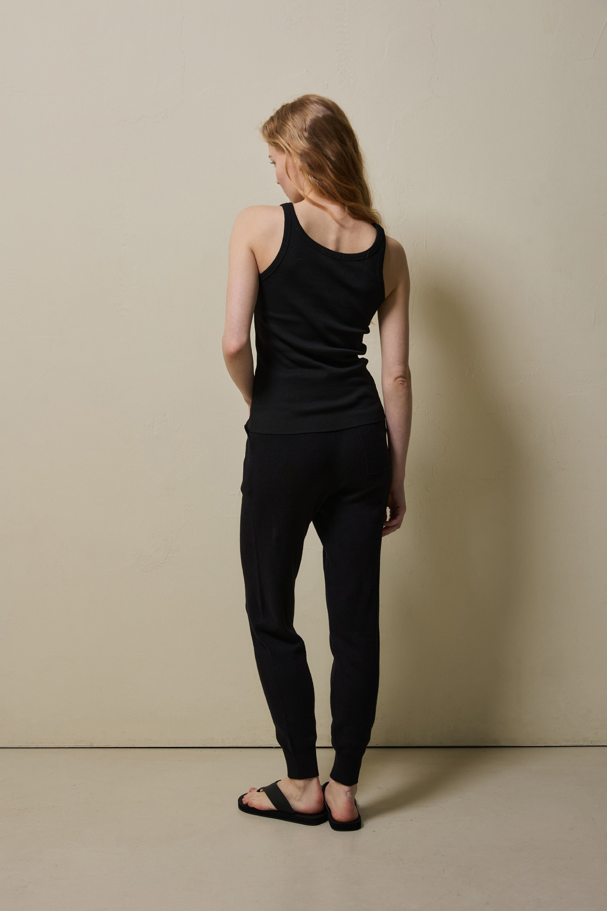 Cotton Rib Slim Sleeveless Top _ Black