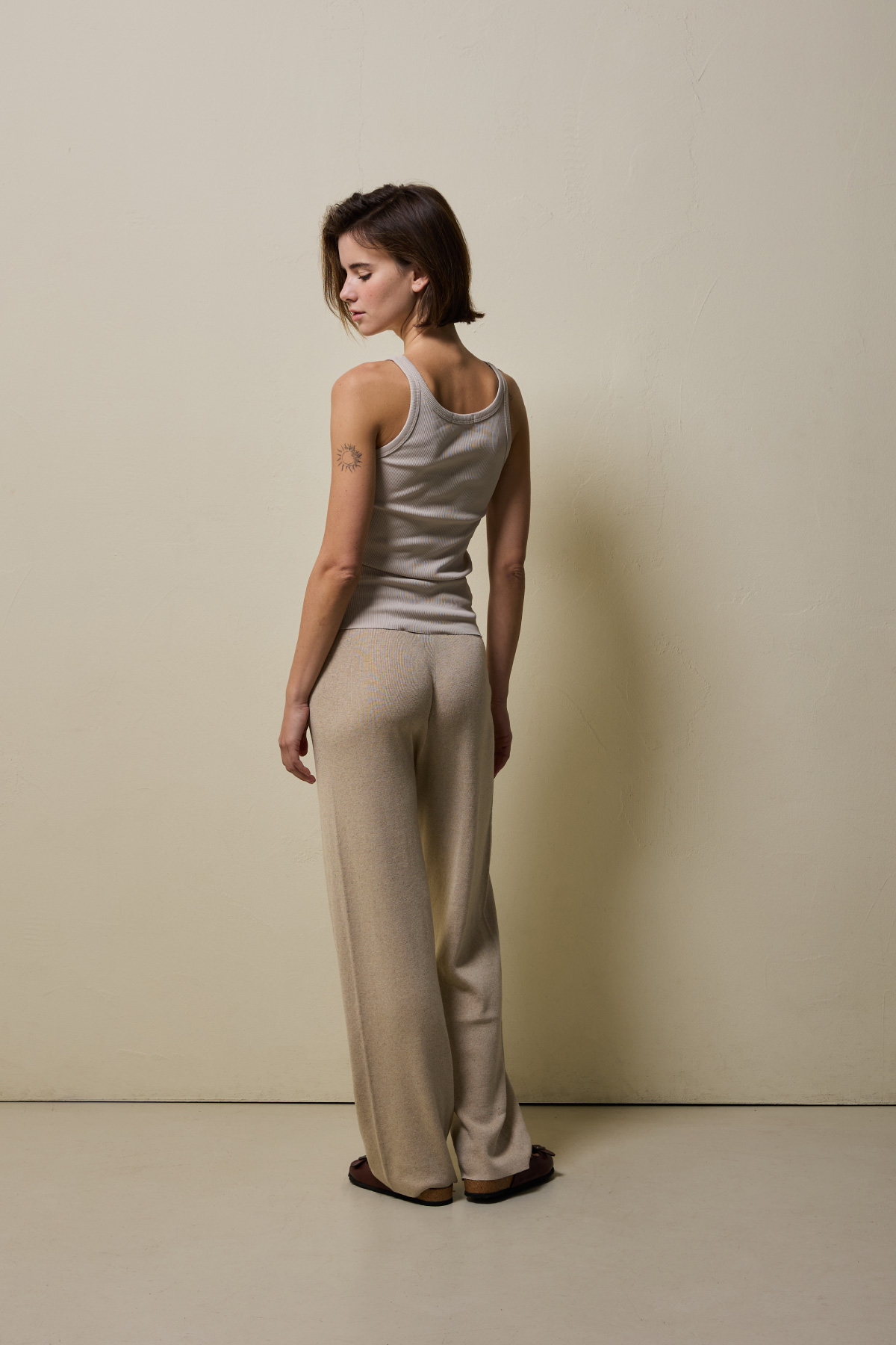 Cotton Rib Slim Sleeveless Top _ Sand Beige