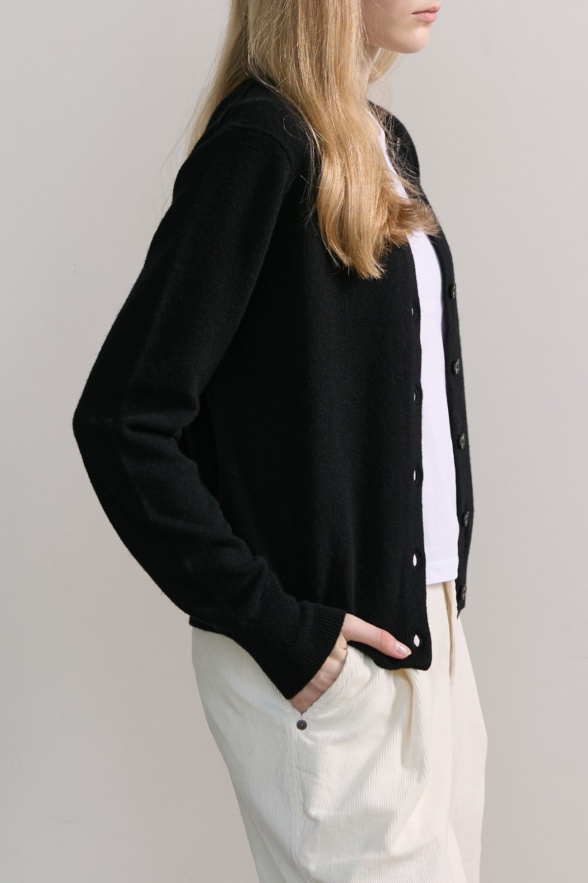 100%Merino Wool Basic Cardigan_Black100%메리노 울 베이직 가디건_블랙