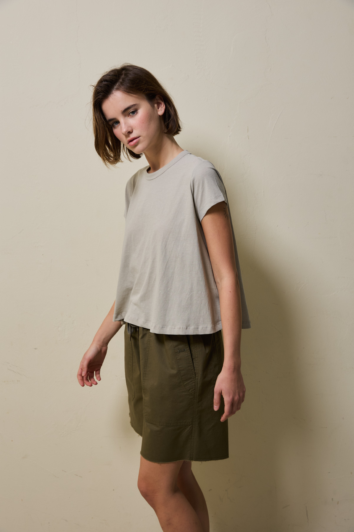 Cotton Utility Banding Half Pants _ Deep Olive