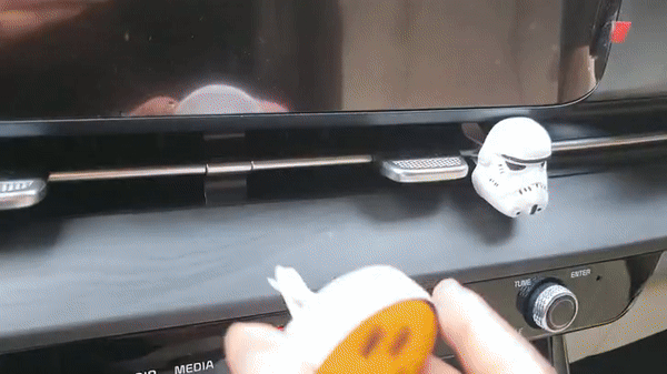 8d6246a7db89a.gif