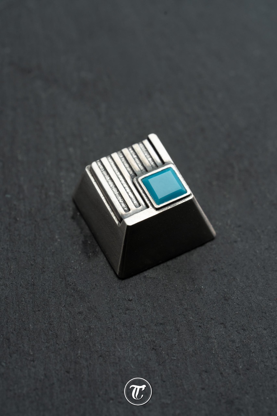 [ GB ] Crookey x Mono