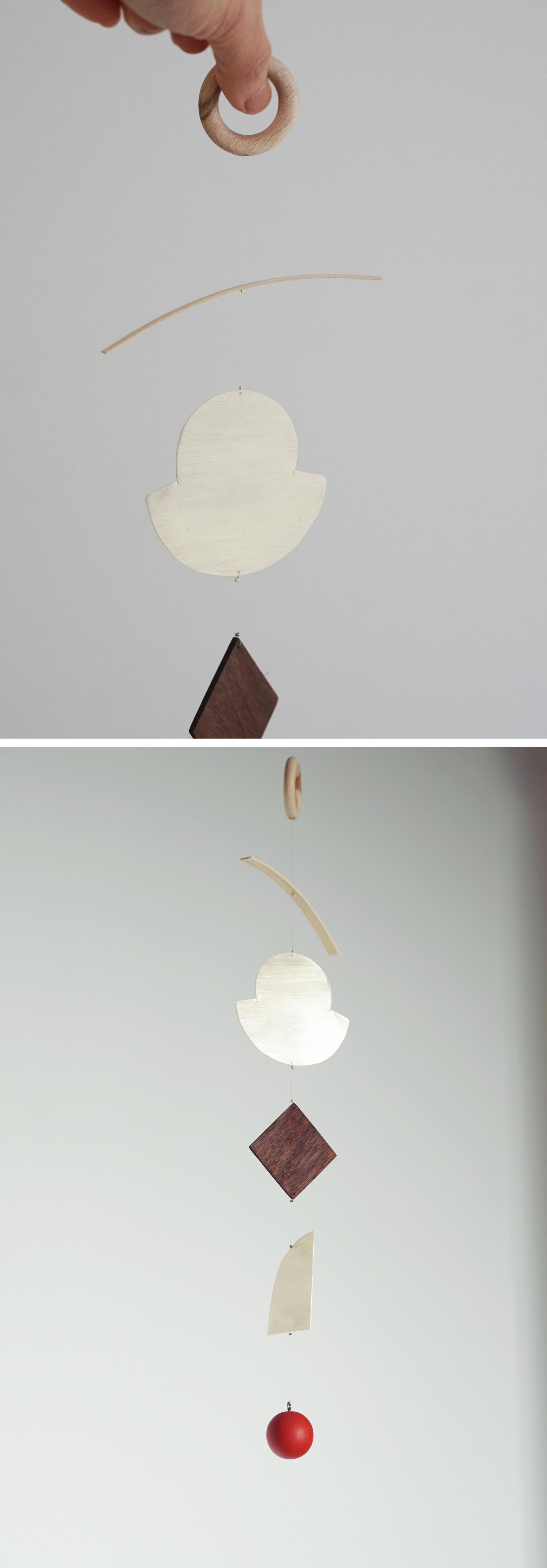 Brown Building : fruitage mobile 열매모빌
