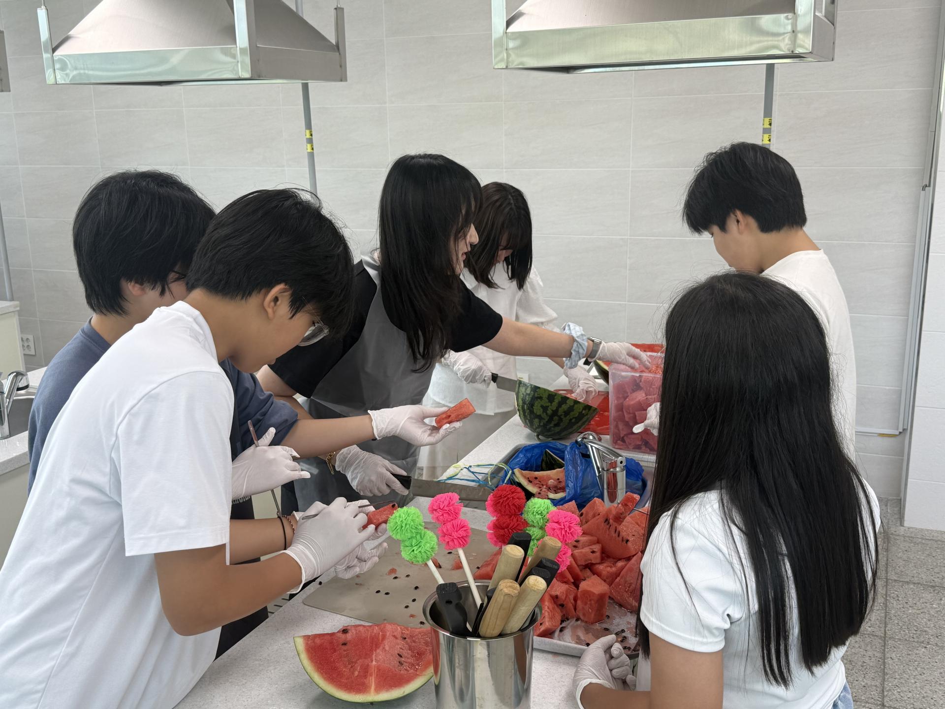 90f27ddd426a8.jpg