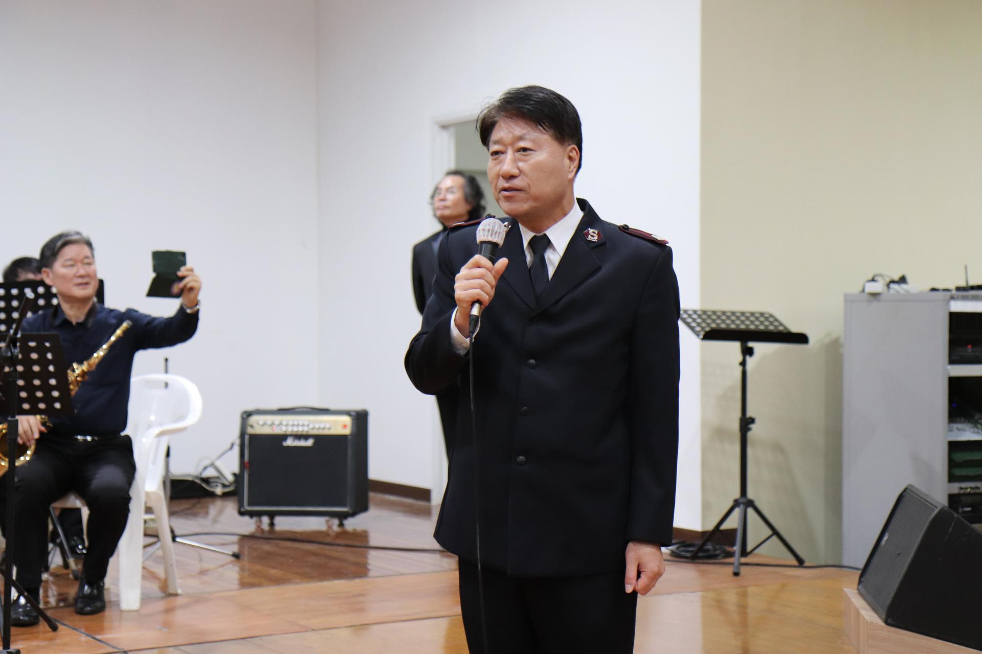 083a157abd5e2.jpg