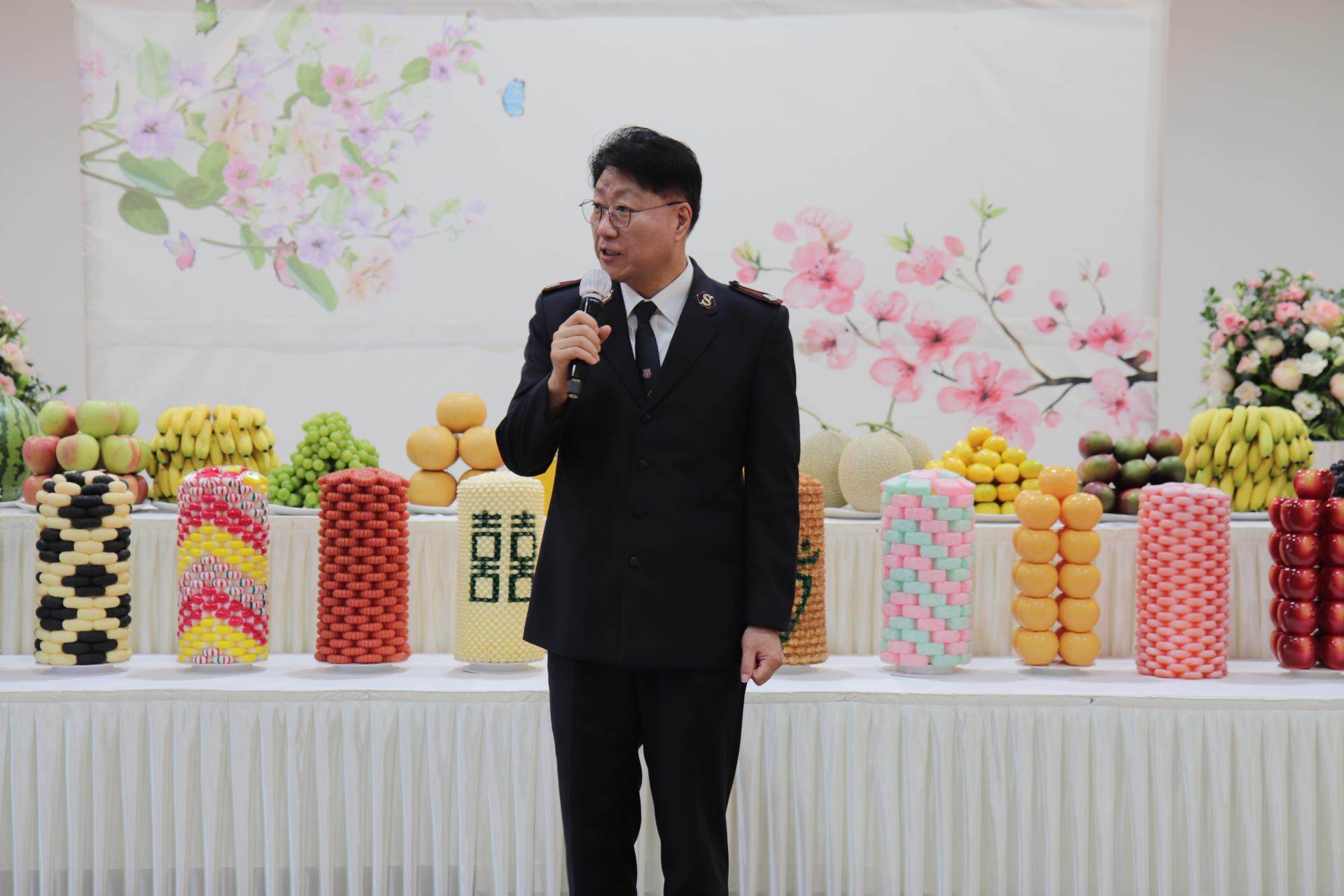 6ac8cceefa535.jpg