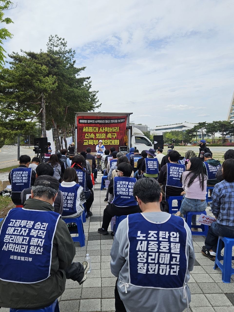 7271c7cb965a5.jpg