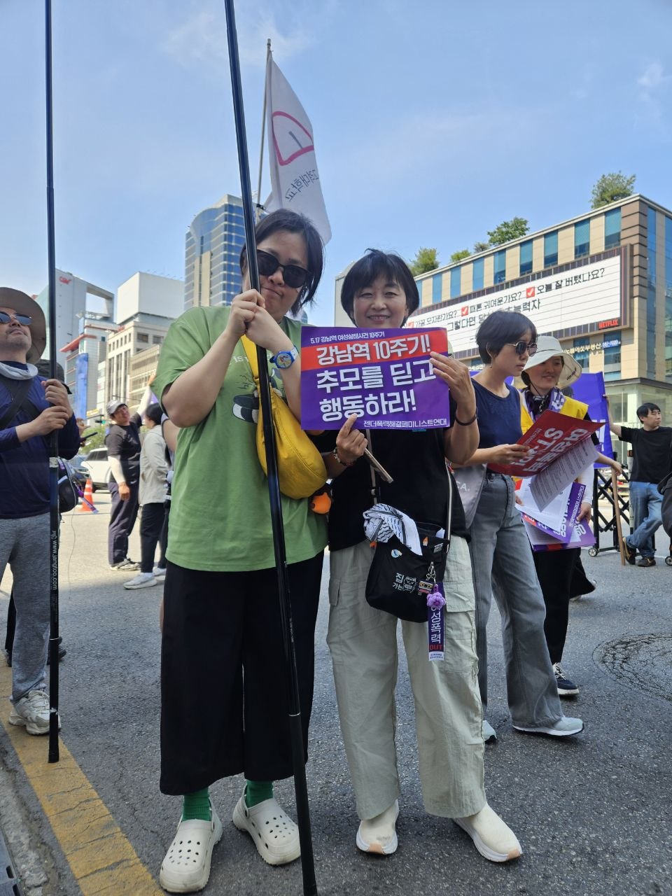 b93cb3246c522.jpg