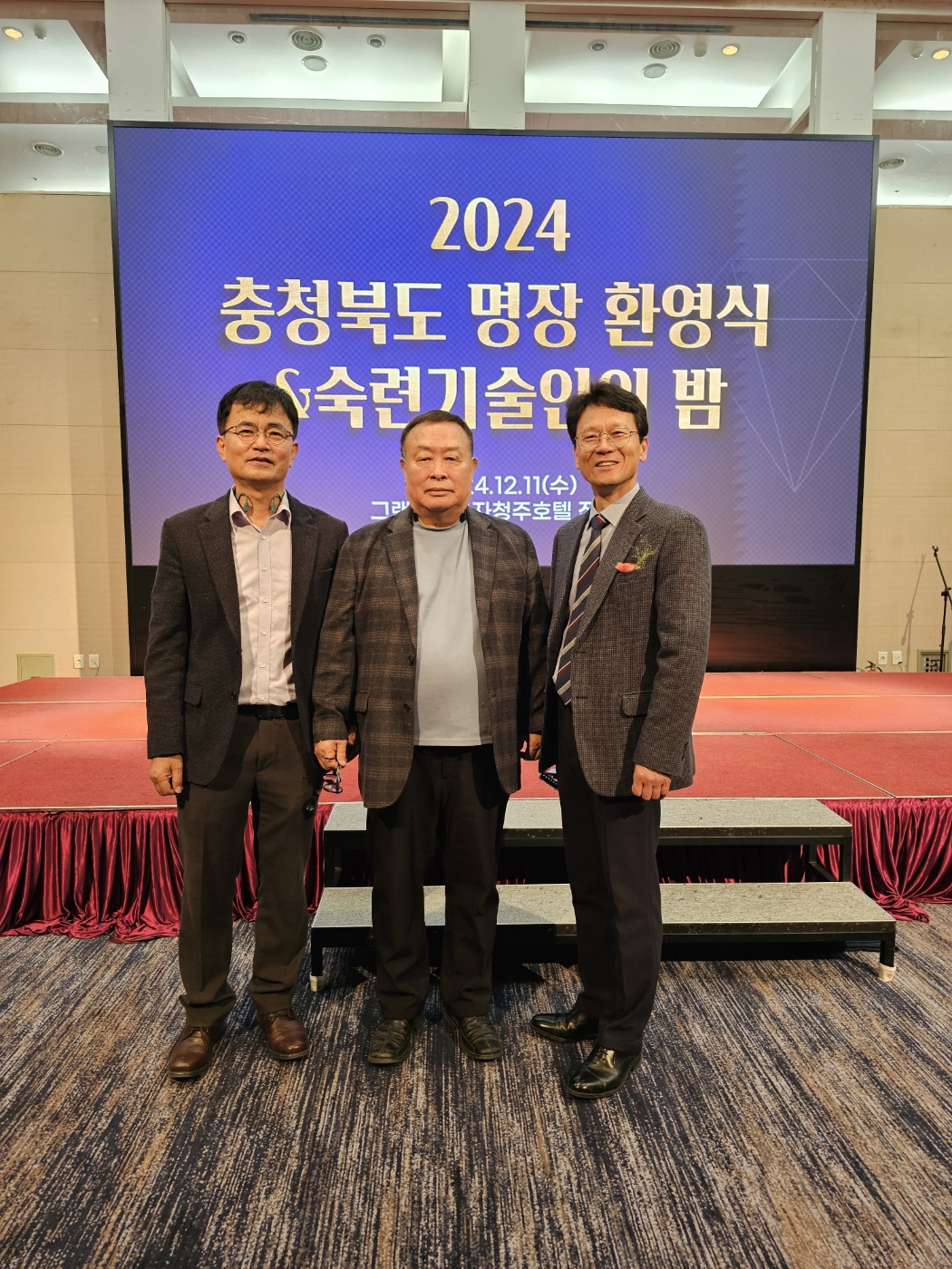 b73a8873a4a3b.jpg