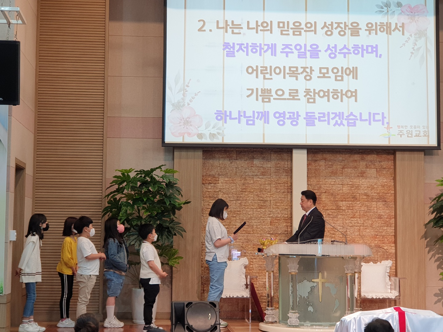 12e0151acc14a.jpg
