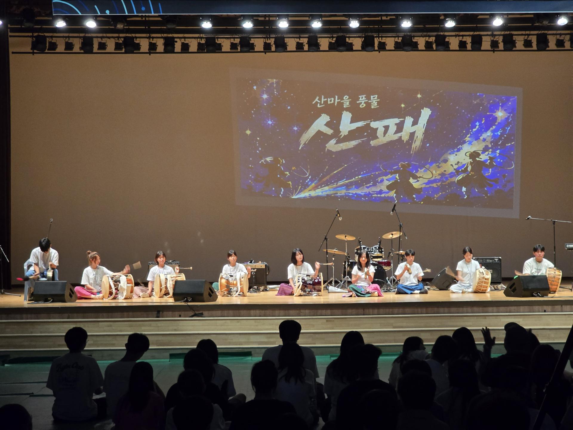 925f067bea313.jpg