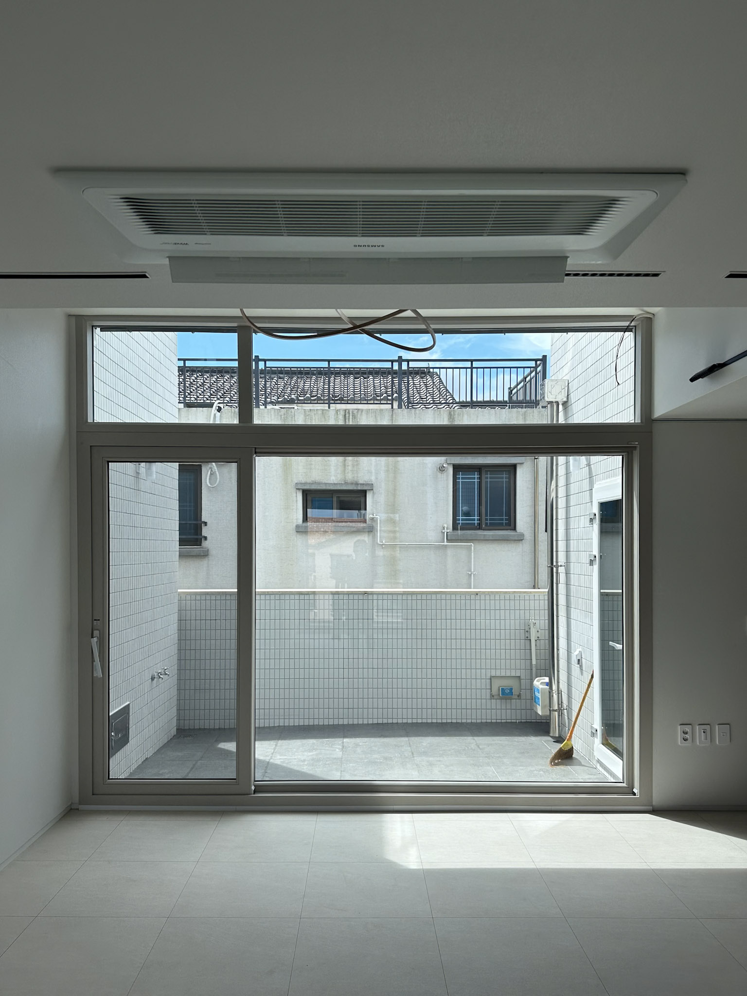 AR COMMERCIAL / 신축
