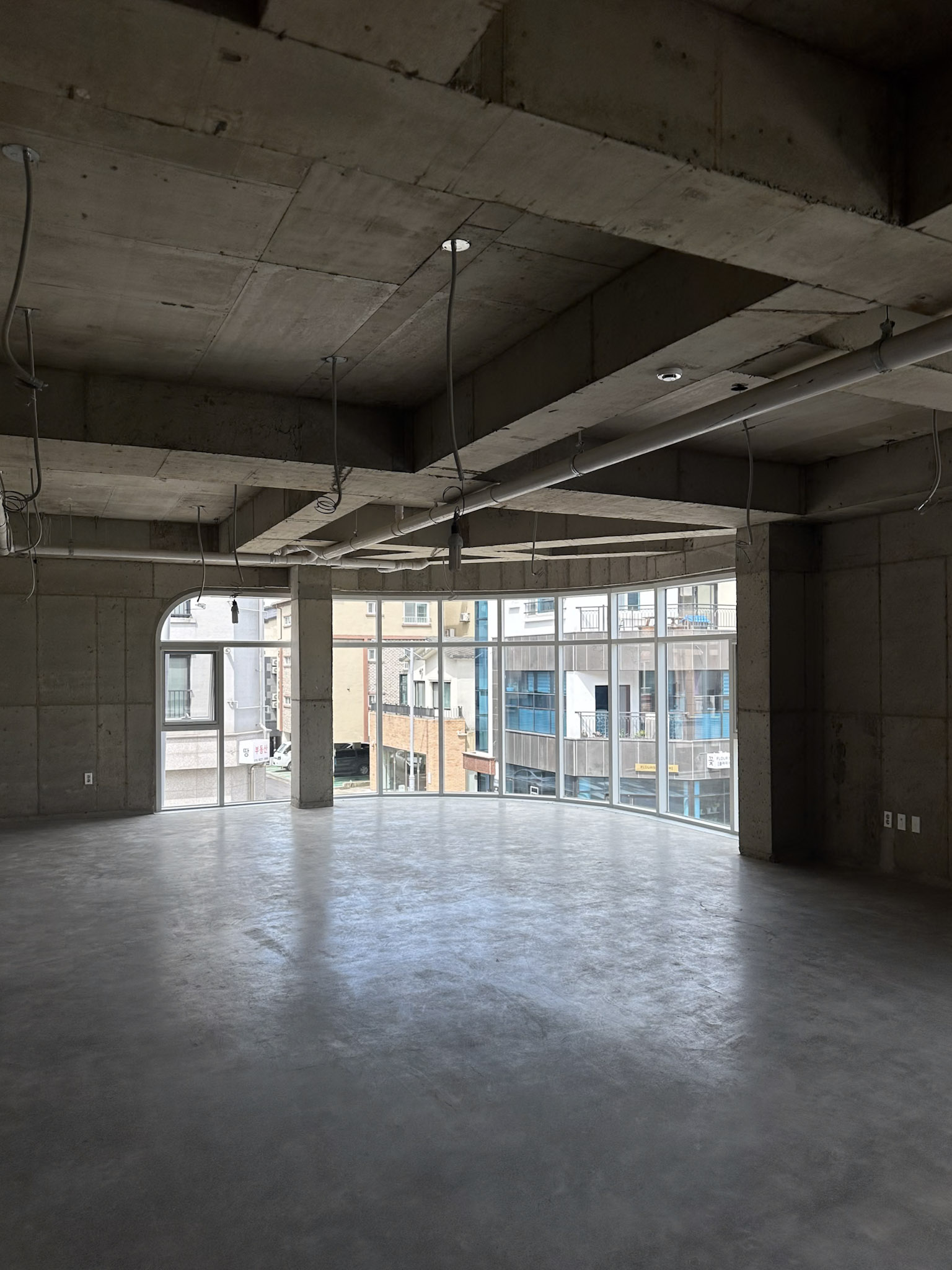 AR COMMERCIAL / 신축