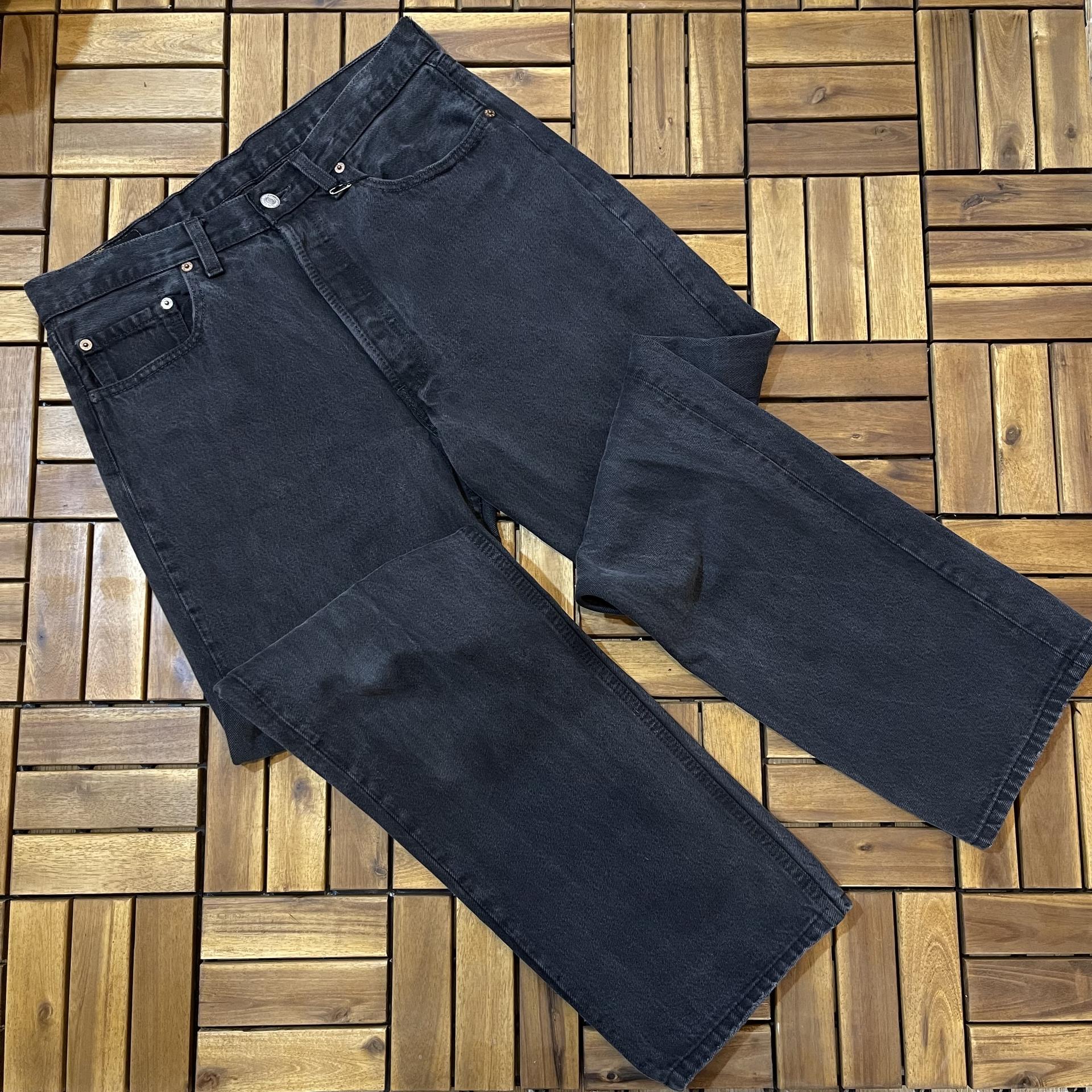 90s Made in USA vintage Levis 501 black denim pants (33) : 77VGM