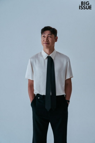 이근호, 서울 2024홈리스월드컵 위해 잡지 표지모델로 나섰다