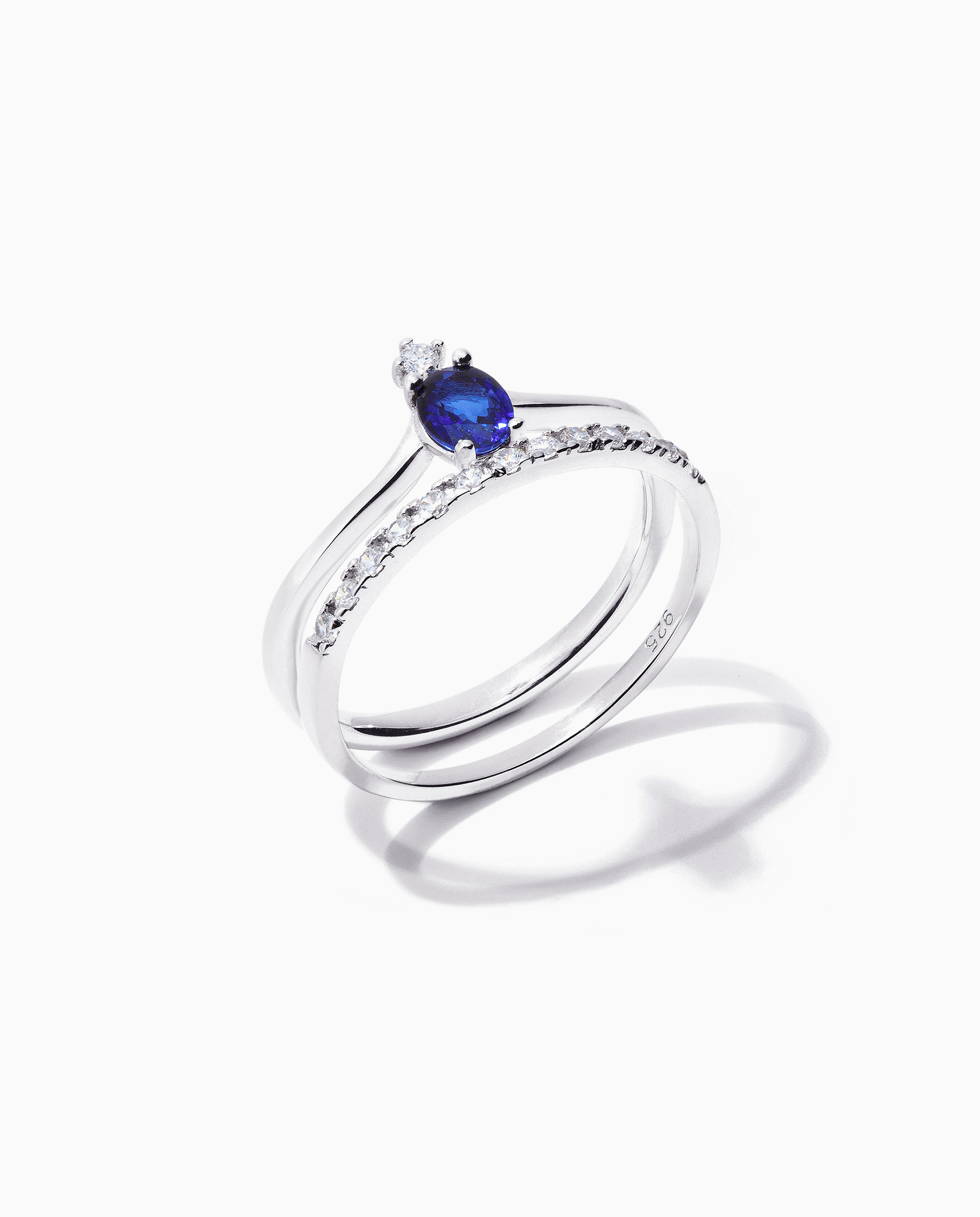 SOVEREIGN BLUE TIARA RING 925